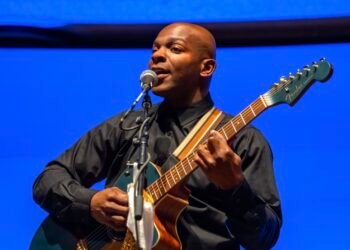 Nate Hicks: The Natural-Born Vibrato the World Has Been Waiting For Nate Hicks: The Natural-Born Vibrato the World Has Been Waiting For