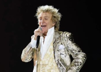 Rod Stewart Cancels Remainder of US Tour After Heart Operation