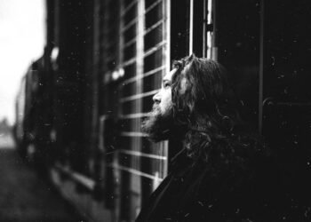 INTERVIEW: O.N.I.s Jake Olde Opens Up About Personal Journey, Celebrates New Music