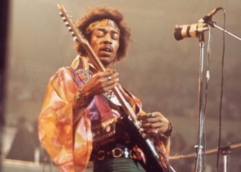 Footage unearthed from drama student who filmed Jimi Hendrixs Woodstock performance from the stage