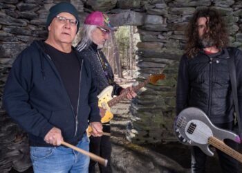 Dinosaur Jr. Announce 2027 Tour