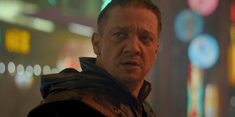 Jeremy Renners New Avengers: Endgame Photo Makes Hawkeye Fans Nostalgic Jeremy Renners New Avengers: Endgame Photo Makes Hawkeye Fans Nostalgic